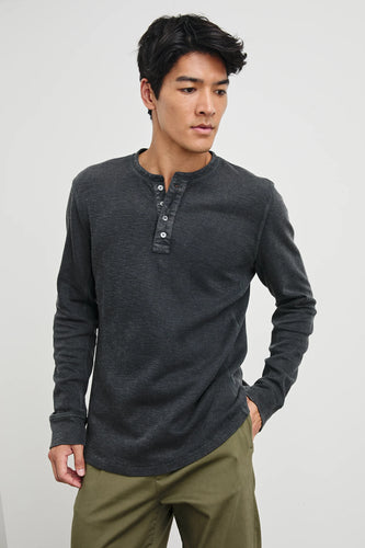 Rails Soto Henley in Washed Black