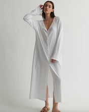 Load image into Gallery viewer, Skin Worldwide Antonia Caftan in White - FINAL SALE